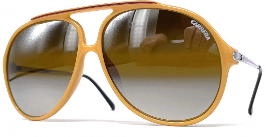 What are mirrored vintage sunglasses?